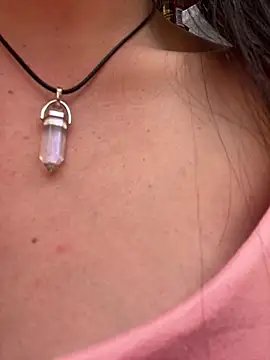 Webcam Model (PamelaJonsom_)  is live.Free join now!