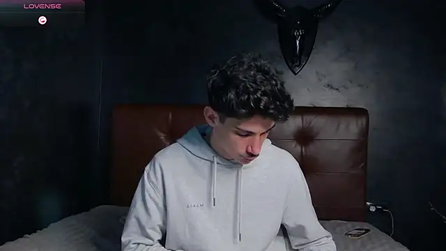 danielcrush1 (Ask my age) - BIG LOAD CUM