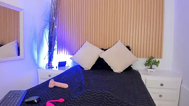 genesisruiz - GenesisRuiz's free webcam - UK Sex Cams