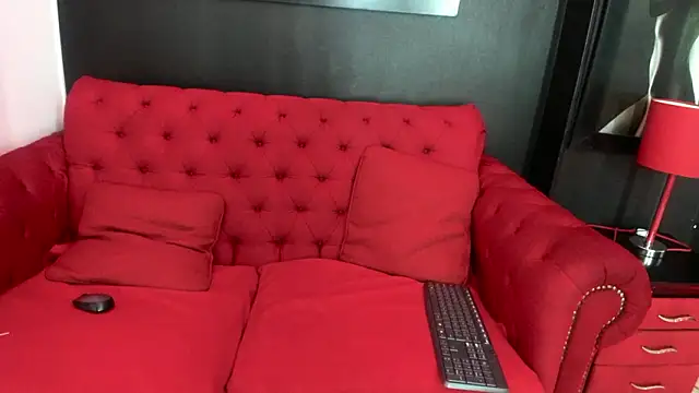 ivyyemerald - IvyyEmerald's free webcam - UK Sex Cams