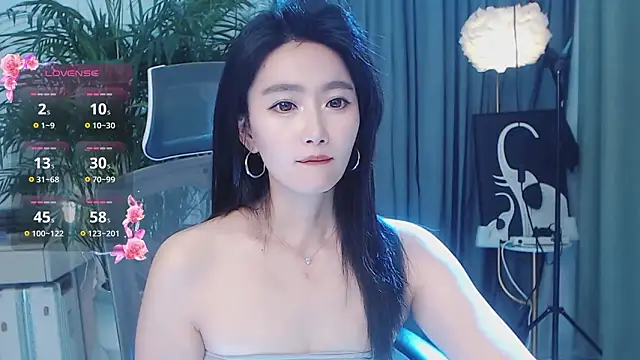 feifei-love (F milf) - 最新玩具菜单Lovense 炮机 控制震动3分钟