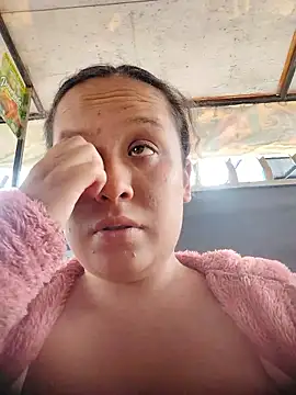 you-sexy-starr (G young) - Show boobs