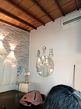 kristy1_ (F young) - Slap my pussy x5 spit tits!!!