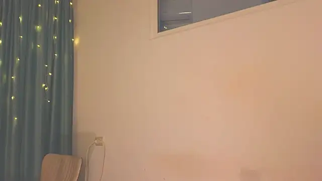 audreymell (F young) - double squirt