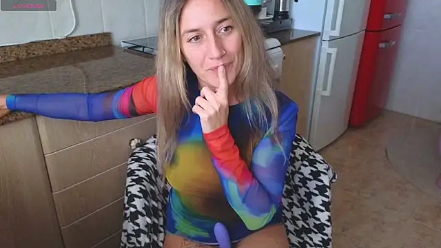 lunamix - Lunamix's free webcam - UK Sex Cams