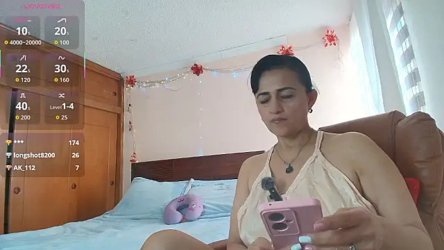 ISABEEL_SOFIA01 live sex cam