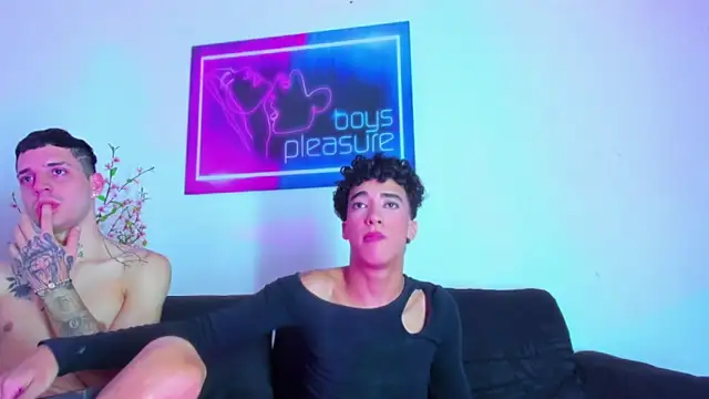 pleasure_boys_hot - Pleasure_boys_hot's free webcam - UK Sex Cams