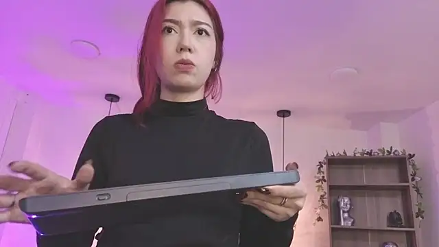 andy_and_emma (G young) - Scissors