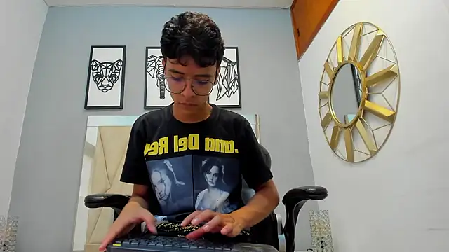 adams_bobby (M twink) - cum show 🍆💦