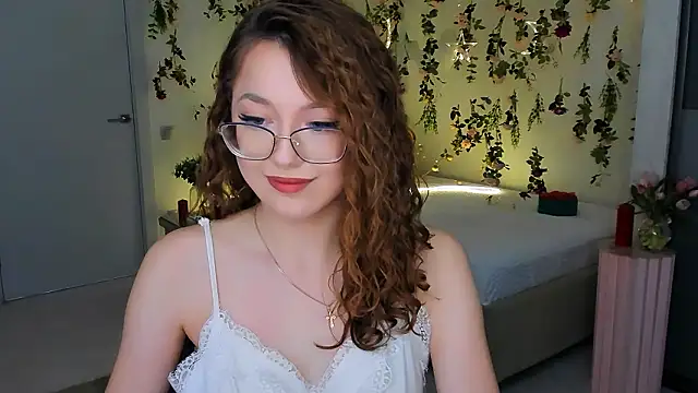 sereneflame - SereneFlame's free webcam - UK Sex Cams