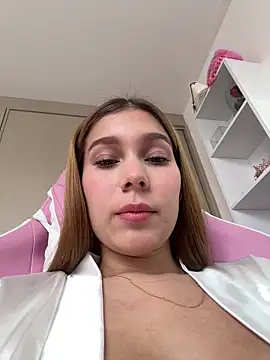 nikii__ - Nikii__'s free webcam