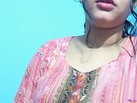 emma_4433 - Emma_4433's free webcam - UK Sex Cams