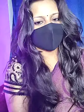 Webcam Model (noty_girl2)  is live.Free join now!