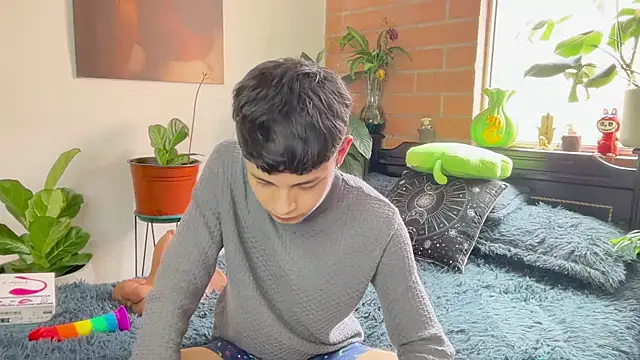 andy_belier23 (M twink) - super cum show