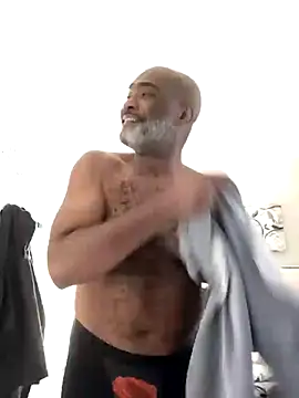 sinnernoir (M mature) - shower/ wet naked ass