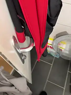 parcro35 (Ask my age) - Cumschot