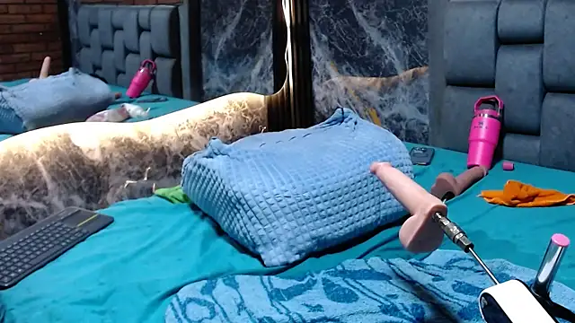 Couple_Gold69 live sex cam