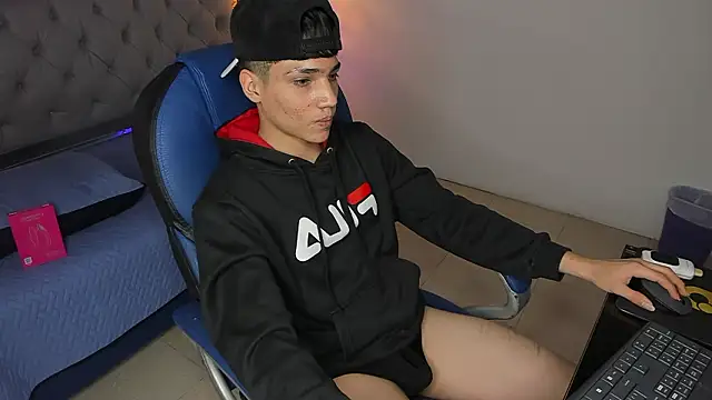 samblack_ (M twink) - cum show