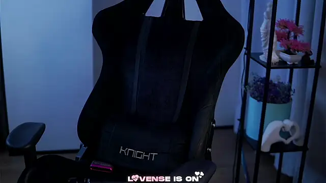 TemikaAltvater live sex cam