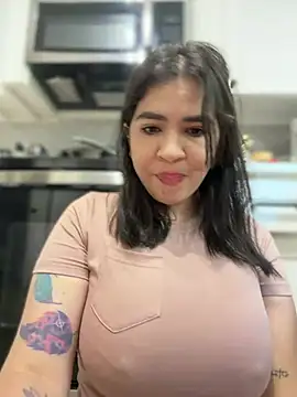 gringo_xxx_latina (F milf) - MAKE ME MEGA SQUIRT