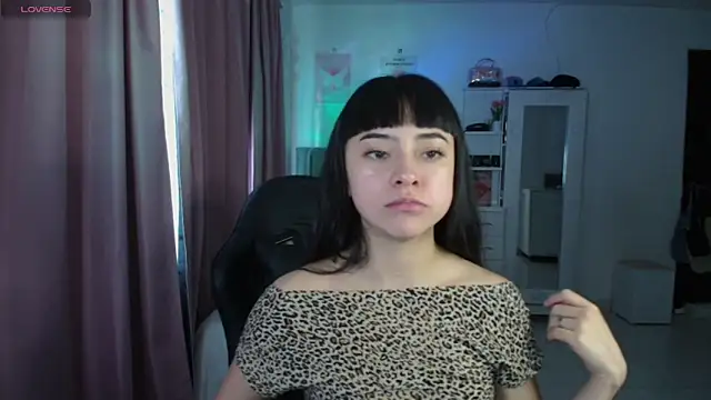 violetta_blackk live sex cam