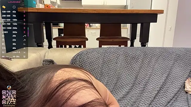 SweetSakuraJane from StripChat is Freechat