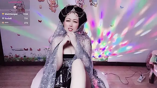 美女LuckyCute-Tutu在线直播