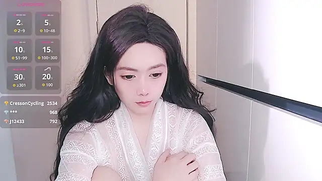 美女SuSu-166在线直播