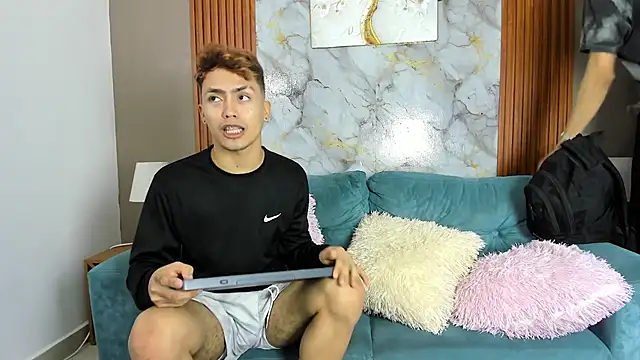 AVENGER_BOYS2026 live sex cam