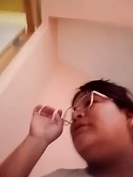 vea_m (F teen) - Show pussy