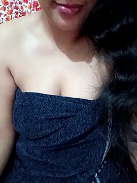 Webcam Model (Priya_Boudi)  is live.Free join now!