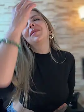 _Abril-Office1's room