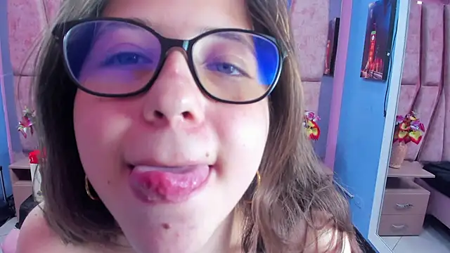 sarah_sweett_ - Sarah_sweett_'s free webcam