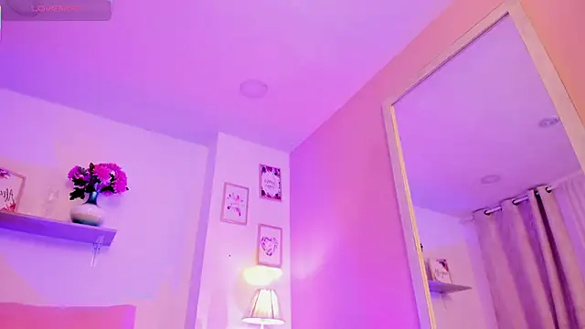 lauraraider - LauraRaider's free webcam