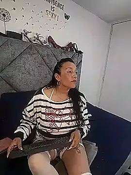 shantey_laurent - Shantey_Laurent's free webcam - UK Sex Cams