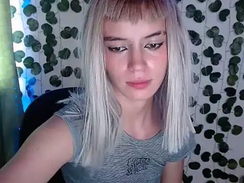 Brenda_Tina699