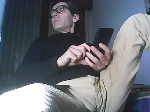 moro_ra - Moro_ra's free webcam - UK Sex Cams