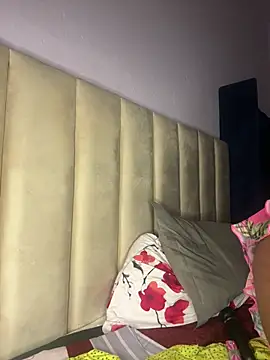 bonnymolhada - BonnyMolhada's free webcam