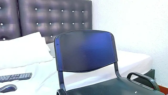 cock_whisperer69_ - Cock_whisperer69_'s free webcam