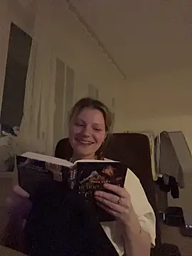 maryhiggins - MaryHiggins's free webcam - UK Sex Cams