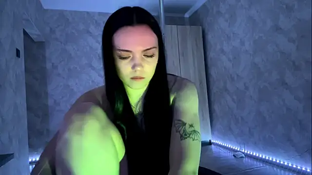 alisnoire - AlisNoire's free webcam - UK Sex Cams