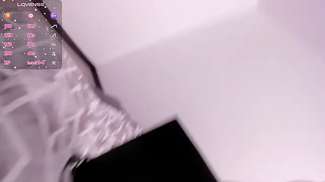 Tenderly_Couple's room