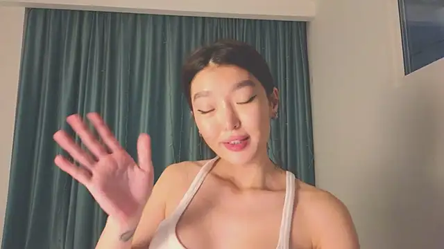 audreymell (F young) - double squirt