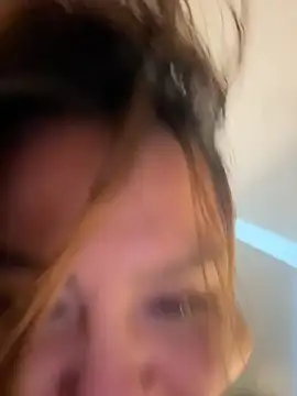 valeria2019hot's live cam