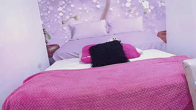 aixa_06 - Aixa_06's free webcam - UK Sex Cams