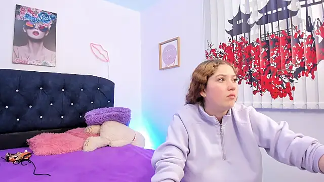 Preview of valeria_and_zoe