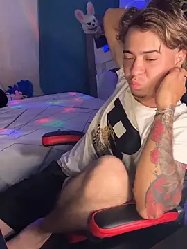 AngelLatinBoy live sex cam