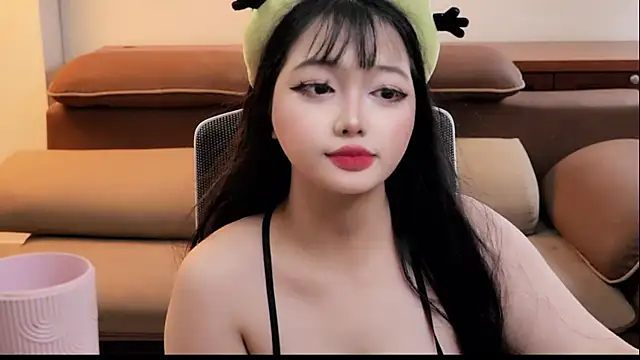 Pitien_2k7 Live Webcam on Stripchat