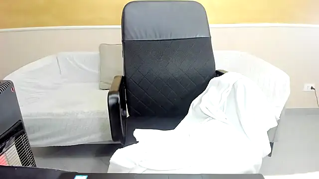 GINEVRAcamgirl live sex cam