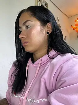 sweet__nurse1 (F young) - WET MY PANTS 💦🥵